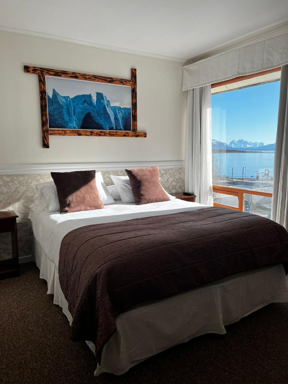 Darwin Hotel Puerto Natales Eksteriør bilde